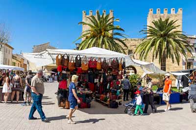 Ferias y Mercado semanal de alcudia